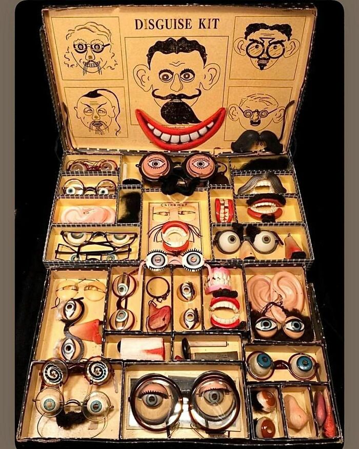 Old Vintage Disguise Toy Kit. Lots Of Great Eyeglasses. Wonderfully Graphic Display That Must Have Drawn Kids Like Magnets. They Just Don’t Make Them Like They Used Too