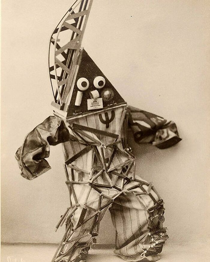During The Early 1920’s In Germany, Avant-Garde Couple Lavinia Schultz And Her Husband Walter Holdt Created And Performed Expressionist Dances In Abstract Costumes