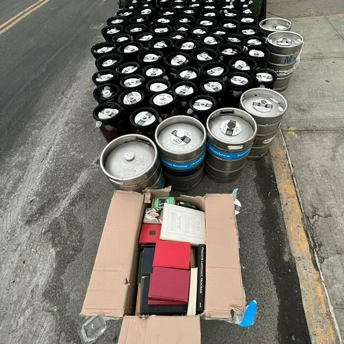 @jifergan14 Is Opening A New Brewery And Coffee Shop In Bushwick And The Old Tenant Left A Bunch Of Kegged Beer And Books. Jonathan Was Kind Enough To Stoop It! 21+ Only 😂 10 Wilson Ave