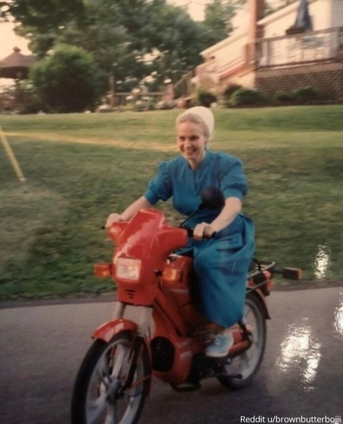 "My Mom Was Amish In The 90s. Apparently, When This Picture Was Taken She Was In Trouble With The Church For Breaking Off Three Engagements."⁠
