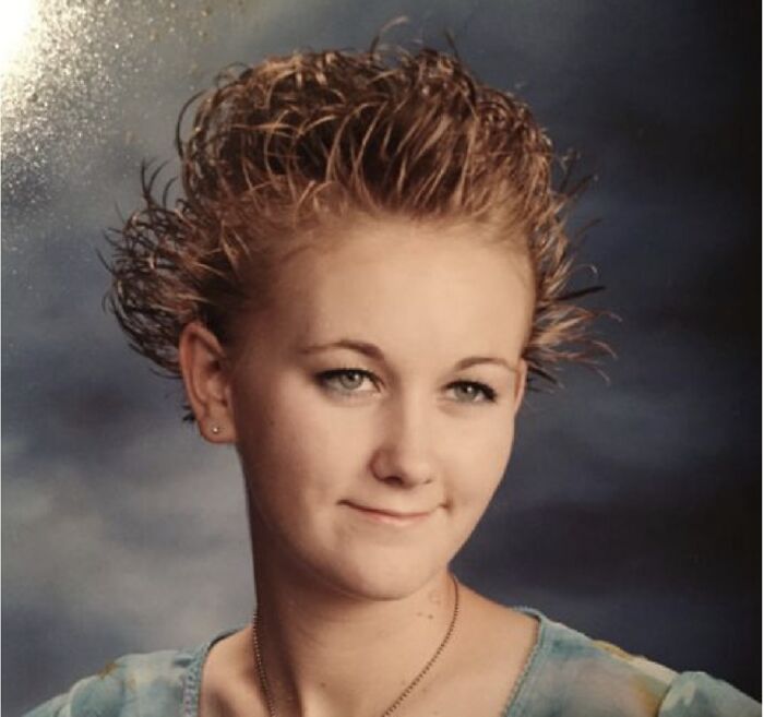 “My 2001 School Photo. In Order To Perfect This Aesthetic Masterpiece, I Put A Massive Amount Of Gel In My Wet Hair, Then I Bent Over And Swung My Hair Around And Blow Dried It Upside Down Until The Gel Hardened Completely… I Got A Little Lightheaded Each Time, But Clearly Worth It!” @sarawunschmusic