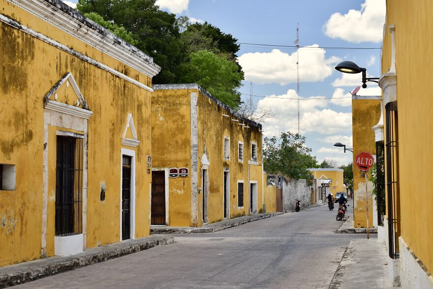 A Typical Street In Izamal, Yucatan, Mexico