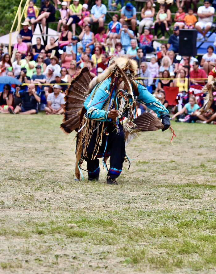 32 Pictures Of Dancers And Their Beautiful Costumes