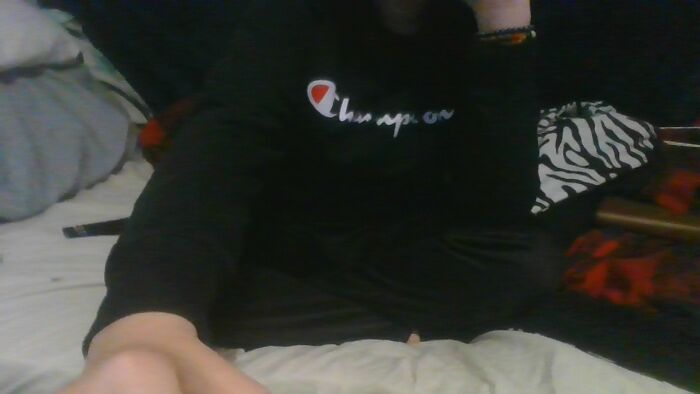 No I Did Not Make My Bed And No We're Not Gonna Talk About It