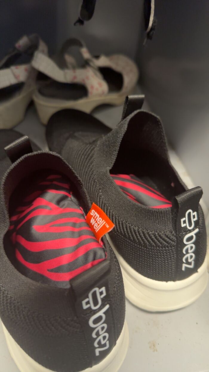 Deodorant Bags With Activated Carbon That Remove Bad Odors From Work Shoes. Now My Locked Smells Like Flowers And Not Smelly Shoes