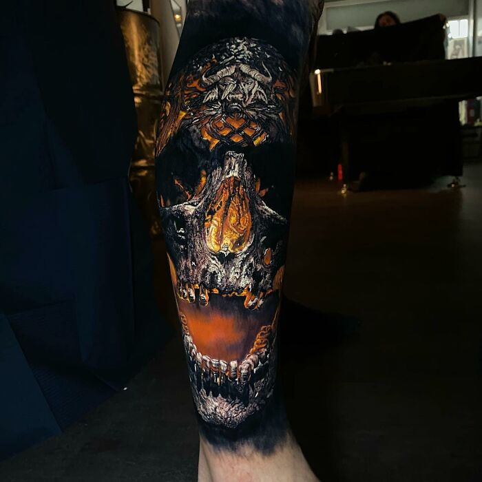 Meet Sandry Riffard's Realistic And Surreal Tattoos