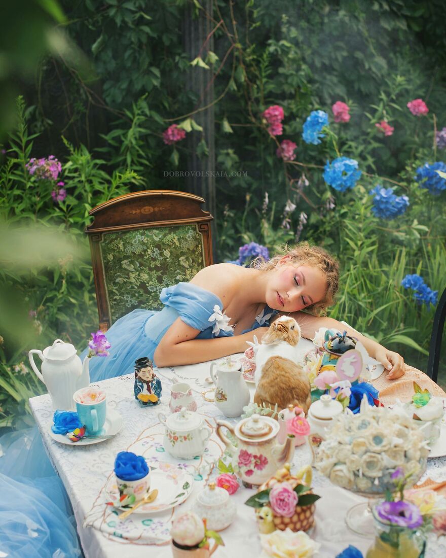 Meet The Magical World Of Anastasiya Dobrovolskaya (New Pics)