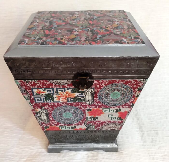 I Upcycled An Old Storage Box With Asian-Themed Art Paper I Upcycled An Old Storage Box With Asian-Themed Art Paper