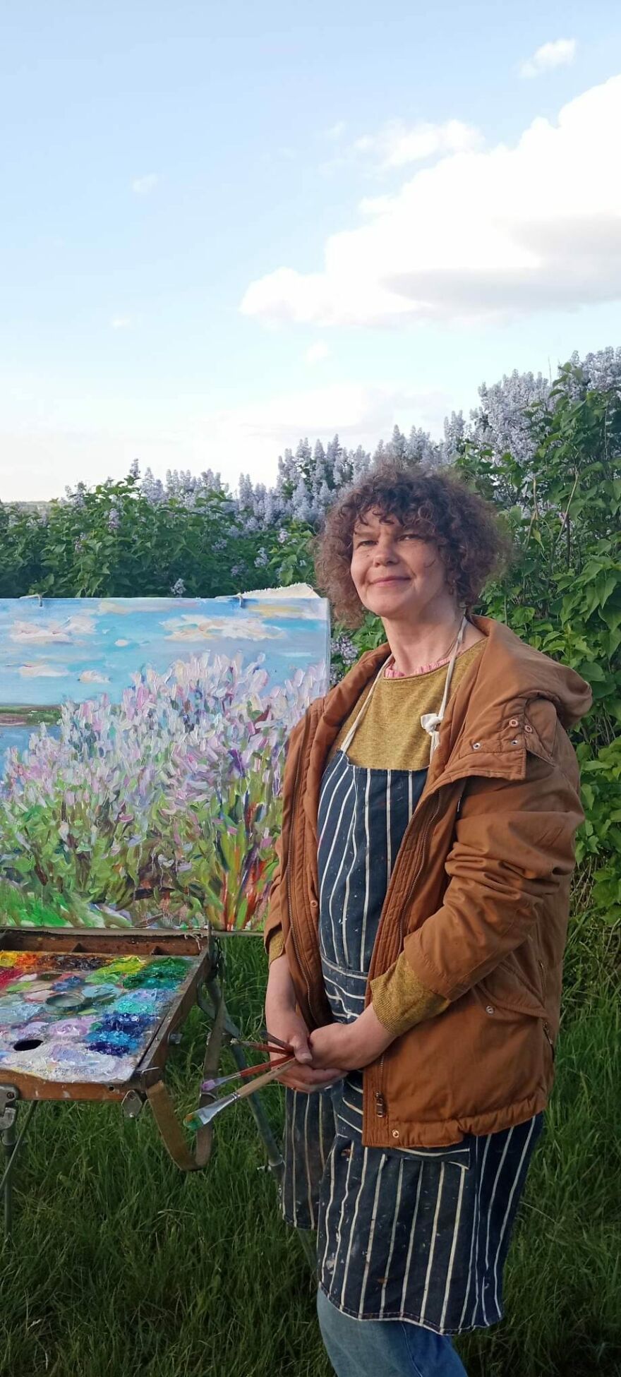 The Story Of A Painting Created In The Open Air In A Frontline City By Maryna Kondurova (9 Pics) The Story Of A Painting Created In The Open Air In A Frontline City By Maryna Kondurova (9 Pics)