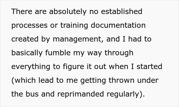 “Everything Is Urgent And Panicked”: Man Puts In 2-Week Notice, Toxic Management Puts Months Of Work On His Desk Instead