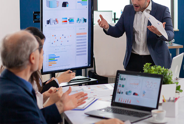 Boss Has An Explosive Reaction To Employee’s Quitting, His Rage Inspires Another Employee To Leave As Well Boss Has An Explosive Reaction To Employee’s Quitting, His Rage Inspires Another Employee To Leave As Well