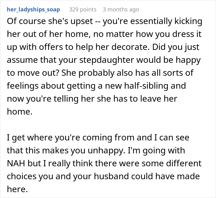 Moms and Stepdaughter Relationship That's Full of Drama