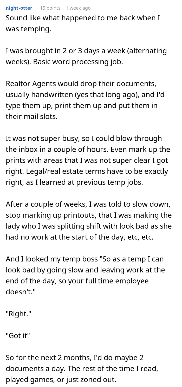 Employee Gets Scolded For Reading At Work, Boss Changes Her Mind After Seeing How Scarily Fast That Employee Is At Work Employee Gets Scolded For Reading At Work, Boss Changes Her Mind After Seeing How Scarily Fast That Employee Is At Work