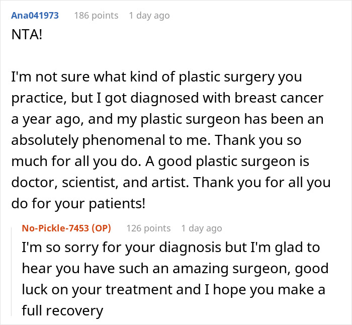 Plastic Surgeon Has Enough Of Aunt Bashing Her Profession And Idolizing Her Nurse Daughter, Viciously Mocks Both Of Them