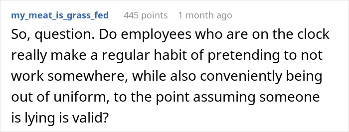 Customer Gets Followed Outside By Screaming 'Karen' Who Can't Comprehend They're Not Staff, The Manager Closes The Store Customer Gets Followed Outside By Screaming 'Karen' Who Can't Comprehend They're Not Staff, The Manager Closes The Store