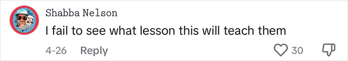 "Rich People, Don't Spoil Your Kids": Heated Discussion Starts After Dad Leaves His Kids In Coach While Flying First Class "Rich People, Don't Spoil Your Kids": Heated Discussion Starts After Dad Leaves His Kids In Coach While Flying First Class
