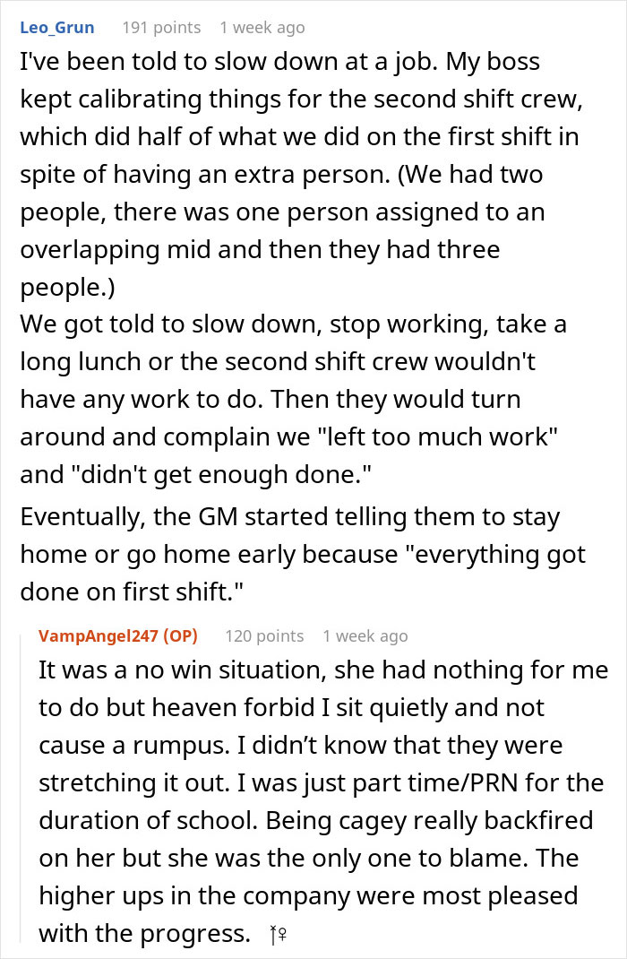 Employee Gets Scolded For Reading At Work, Boss Changes Her Mind After Seeing How Scarily Fast That Employee Is At Work Employee Gets Scolded For Reading At Work, Boss Changes Her Mind After Seeing How Scarily Fast That Employee Is At Work
