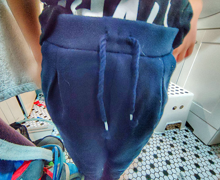 My Kid Said Her Pants Were Too Big, So I Went To Tighten The Drawstring. It's Fake And Does Nothing