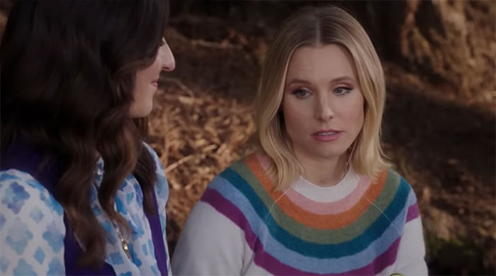 Eleanor talking with Janet 