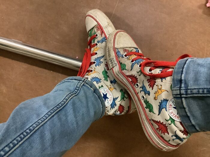 Dino Converse