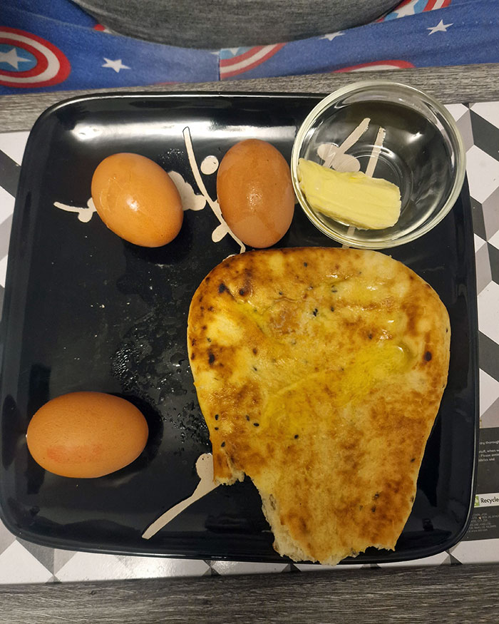 My Husband Refuses To Learn How To Cook, So He Made Himself Boiled Eggs And Naan Bread For Dinner