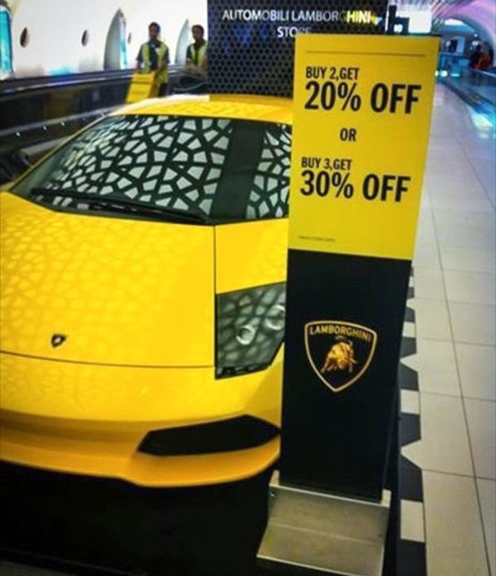 Buying Lamborghini Like It's Nothing