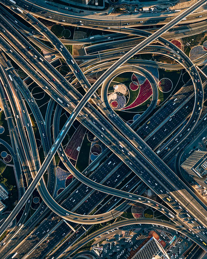 This Dubai Intersection
