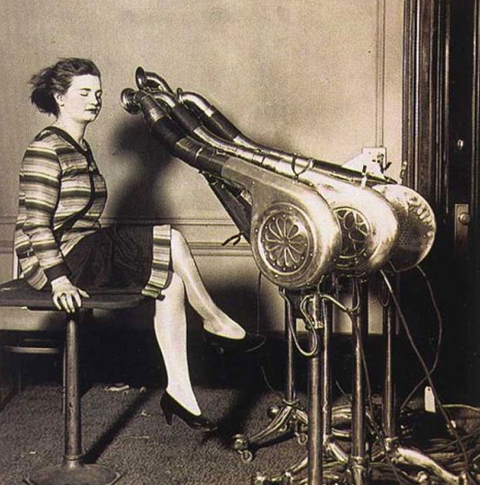 Hair Dryer (1920). The New Dryers Were Often Heavy, Weighing In At Approximately 2 Pounds (0.9 Kg), And Were Difficult To Use