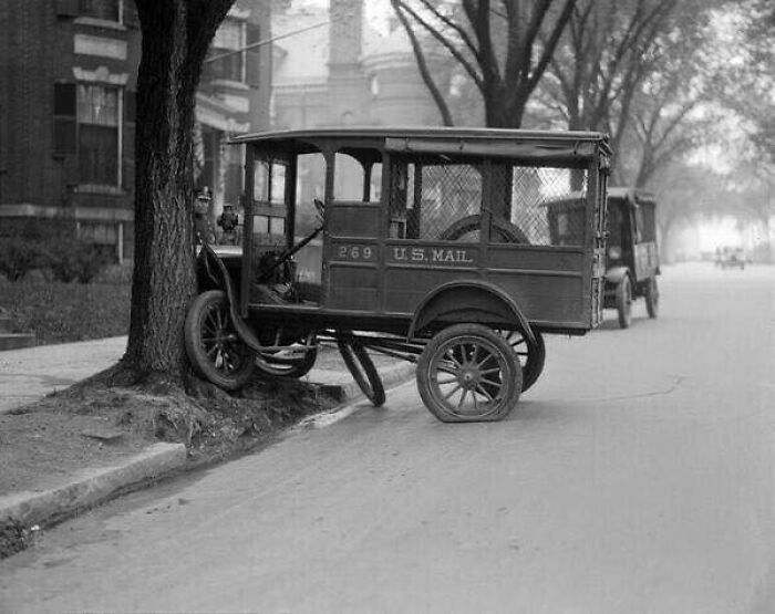 A Car Accident In Boston, 1927
