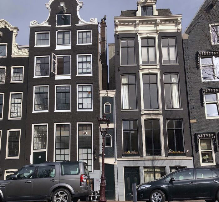 The Thinnest House In Amsterdam
