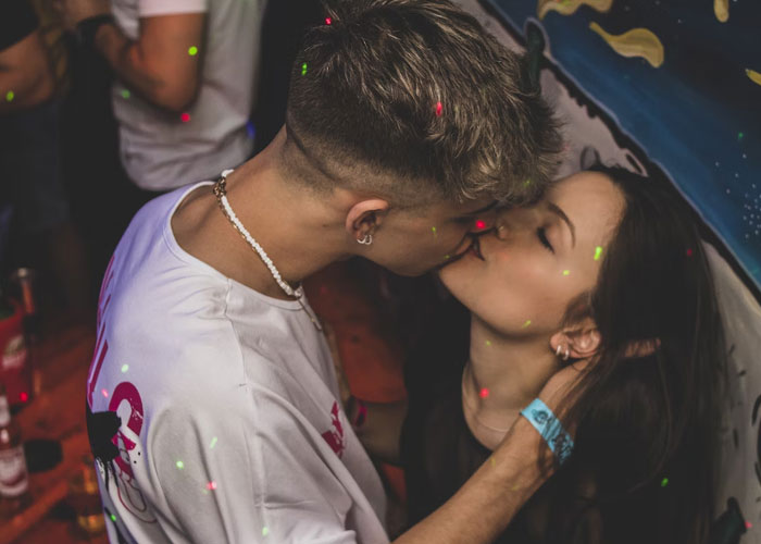 30 Men Who Have Cheated On Partners Get Brutally Honest In Discussing Why They Did It