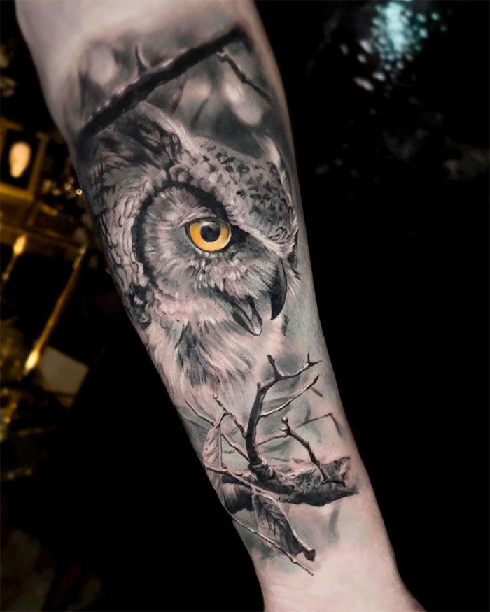 Owl hand tattoo 