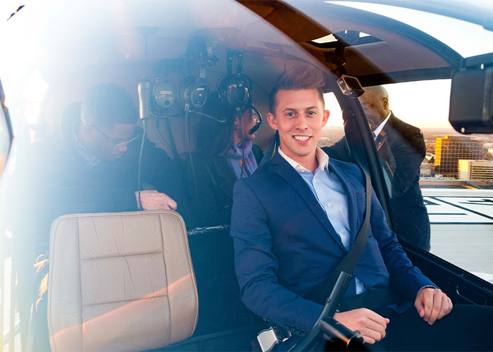 "It's The Most Miserable Marriage I've Ever Seen": 30 Stories Of People Dating And Marrying Rich