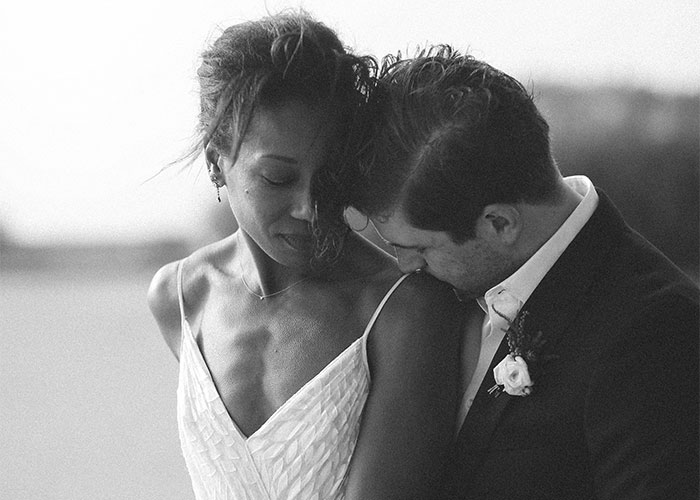 "It's The Most Miserable Marriage I've Ever Seen": 30 Stories Of People Dating And Marrying Rich