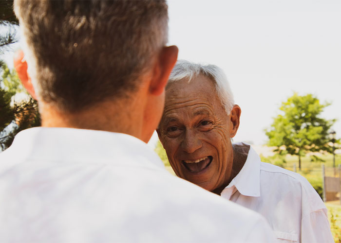 "It's The Most Miserable Marriage I've Ever Seen": 30 Stories Of People Dating And Marrying Rich