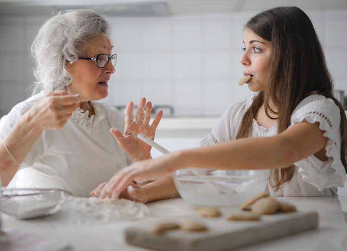 Mom Calls Stepdaughter 'Greedy' For Eating Too Much Fruit, And The Internet Has Thoughts Mom Calls Stepdaughter 'Greedy' For Eating Too Much Fruit, And The Internet Has Thoughts