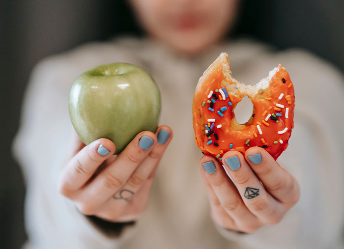 Mom Calls Stepdaughter 'Greedy' For Eating Too Much Fruit, And The Internet Has Thoughts Mom Calls Stepdaughter 'Greedy' For Eating Too Much Fruit, And The Internet Has Thoughts