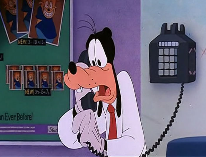 Goofy speaks on the phone