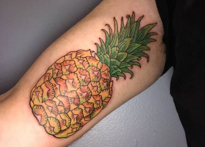 "Seems A Tad Done To Death": 30 Tattoo Designs That Scream “I Have No Creativity,” According To People Online