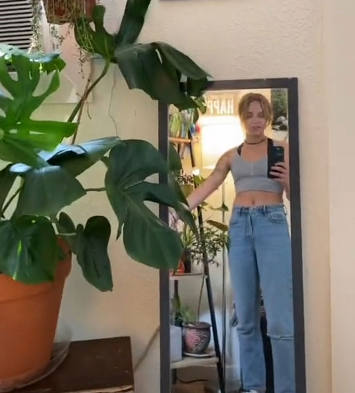 Woman Comes Up With Creative Idea To Save On Rent And Have Her Own Space, Goes Viral Woman Comes Up With Creative Idea To Save On Rent And Have Her Own Space, Goes Viral