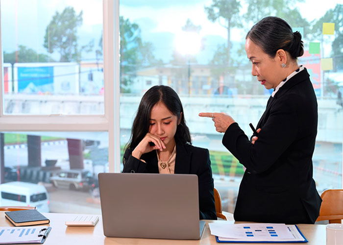 "This Isn't A Business Trip - It's A Vacation": Drama Ensues After Employee Refuses To Spend The Weekend With Her Coworkers