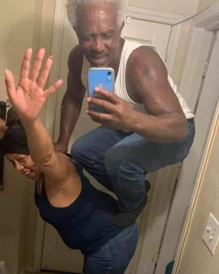 50 Unsettling Posts From This Instagram Account Dedicated To Sharing Cursed And Weird Pics