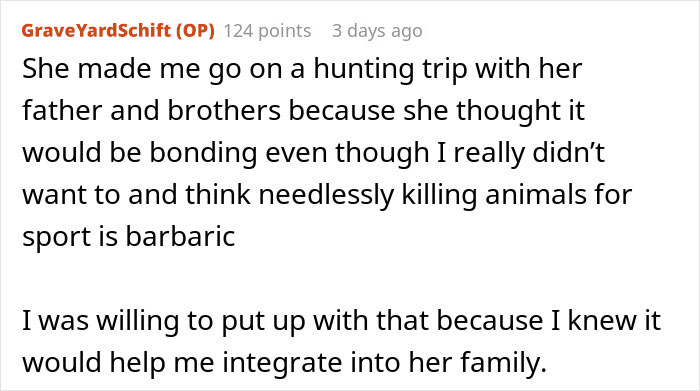 "When I Explained To Her The Tradition, She Was Understandably Bothered": Guy Doesn't Understand Why His GF Won't Follow His Family's Sexist Tradition "When I Explained To Her The Tradition, She Was Understandably Bothered": Guy Doesn't Understand Why His GF Won't Follow His Family's Sexist Tradition