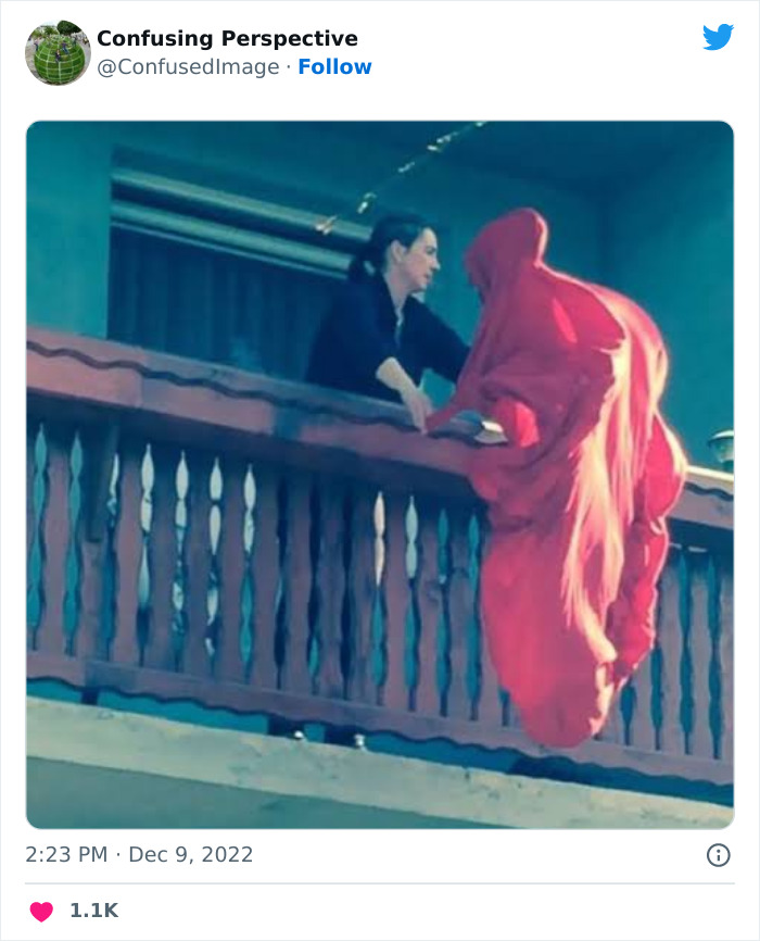 Optical-Illusion-Pics-Confusing-Perspective Optical-Illusion-Pics-Confusing-Perspective