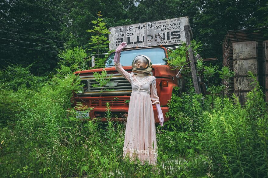 Photographer Uses Astronauts To Weave Fantastical Visual Stories