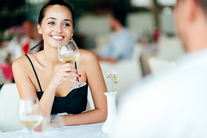 “Anytime We Sat Down To Eat After That, My Food Was Paid For”: Guy Asks GF To Split The Check And It Backfires “Anytime We Sat Down To Eat After That, My Food Was Paid For”: Guy Asks GF To Split The Check And It Backfires