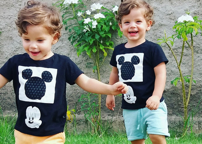 "Brick And Stone Wall": People Share The Most Unfortunate Names Parents Gave Their Twins After Teacher Blasts Her Students' Parents