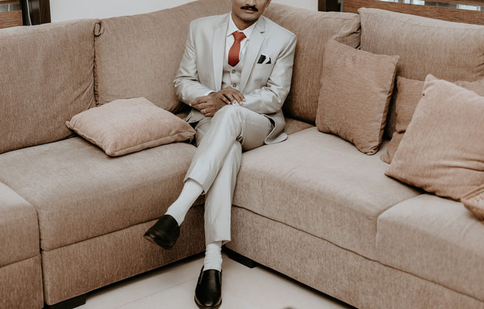 Teen Tells Dad He’ll Leave The House If He Won’t Stop Bringing Random Men Over