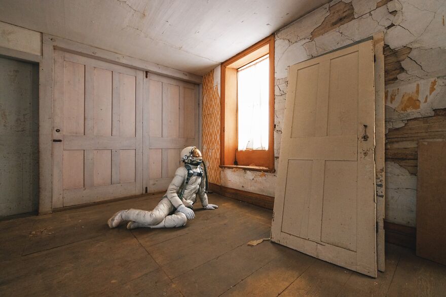 Photographer Uses Astronauts To Weave Fantastical Visual Stories