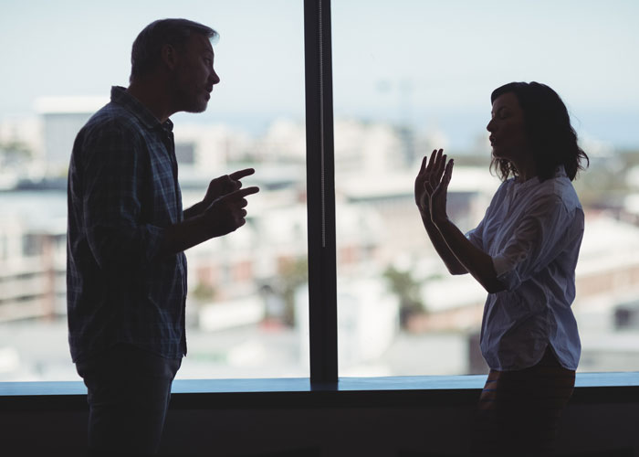 Dad Calls Out Wife And Puts An End To Her Unhealthy Obsession With Their 14-Year-Old Daughter's "Pageant-Ready" Looks, Wonders If He's A Jerk Dad Calls Out Wife And Puts An End To Her Unhealthy Obsession With Their 14-Year-Old Daughter's "Pageant-Ready" Looks, Wonders If He's A Jerk